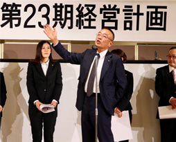 初参加のスタッフも笑顔で